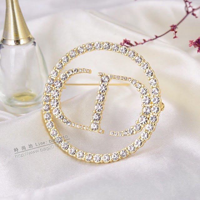 Dior飾品 迪奧經典熱銷款圓形logo胸針  zgd1084